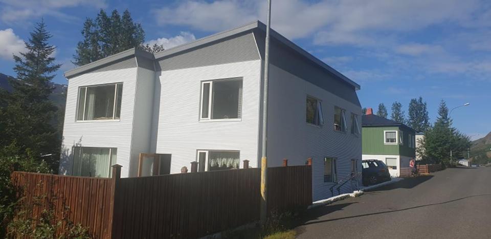 Apartment Tungata Seyðisfjörður Zewnętrze zdjęcie